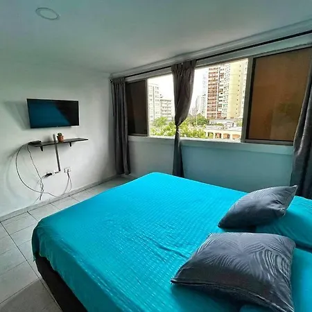 Apartamento Amplio Vista Al Mar Y Parqueadero *